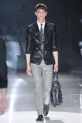 Look 10